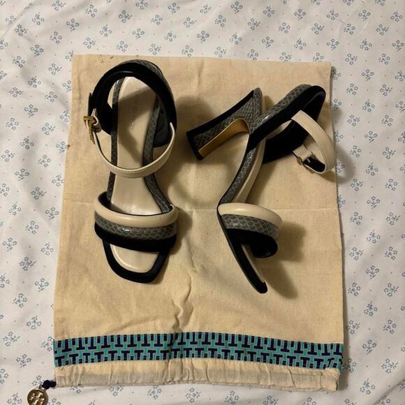 Tory burch puffed up block